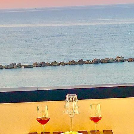 Splendido appartamento fronte mare Termoli Exterior foto